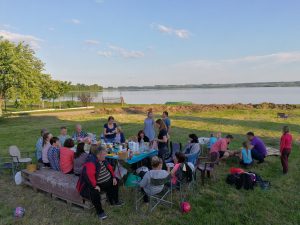 Vieviškiai Kaimynų dieną vis dar švenčia ant valstybinės žemės