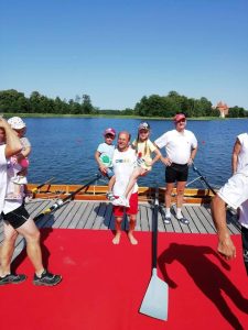 Juozą Gudeliūną sveikina šeima