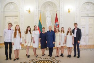 Prezidentūroje po pasirodymo