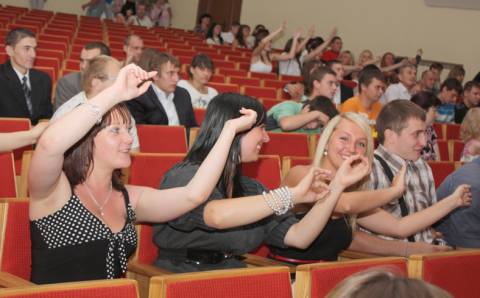 Pirmieji absolventai – profesinio mokymo centro moksleiviai