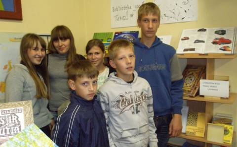 Pakeliavus po knygų pasaulį