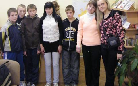 Vievio bibliotekos durys atviros visiems