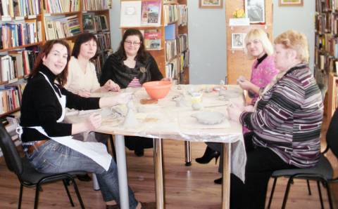 Renginių šurmulys Pastrėvio bibliotekoje
