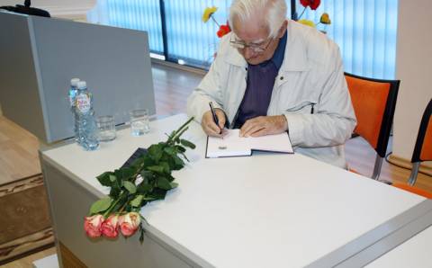 Renginių gausa šį pavasarį užplūdo Elektrėnų viešąją biblioteką