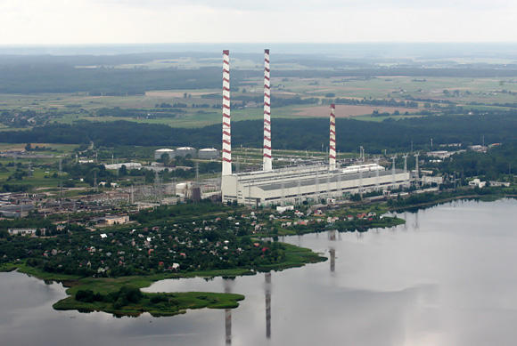 Lietuvos elektrinės pelnas išaugo, bet pajamos sumažėjo