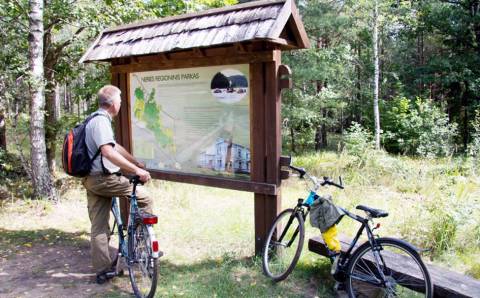 Velniakampio kilpoje:  Neries regioninio parko kairiojo kranto turizmo trasa