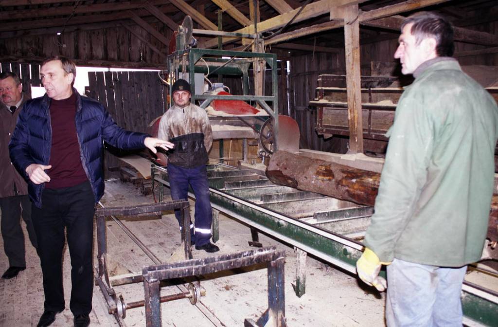 Sėkmės istorija: nuo seno pjūklo iki 3 mln. litų apyvartos