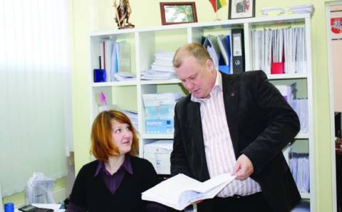 Interviu. Nuo antstolių nepasislėpsi – skolas geriausia mokėti sąžiningai