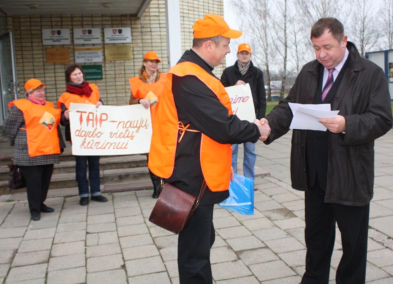 Savivalda ir profsąjungos viename lovelyje