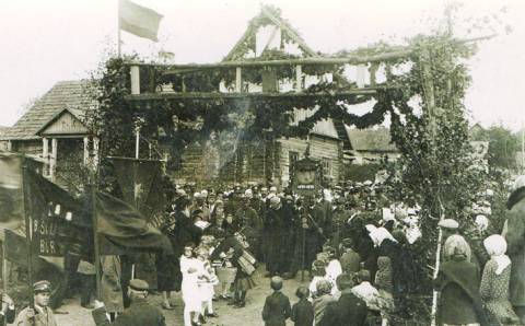 Apie vestuves, krikštynas ir vaikų auginimą