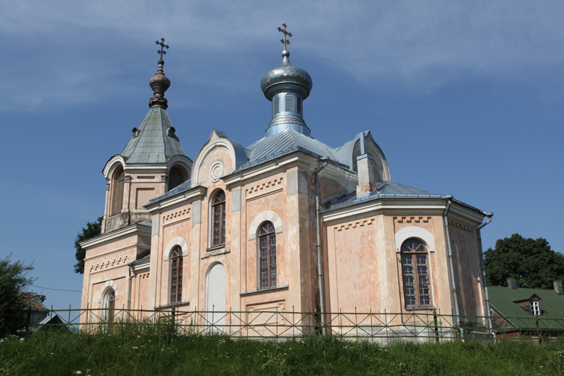 Šv. Nikolajaus Stebukladario cerkvė Semeliškėse