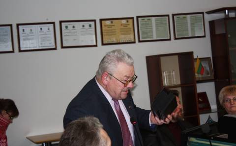 Adomaičio balsas į tarybos sprendimus neina
