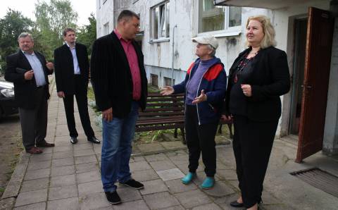 Socialiai remtinų gyventojų dalį už namo atnaujinimą apmoka valstybė