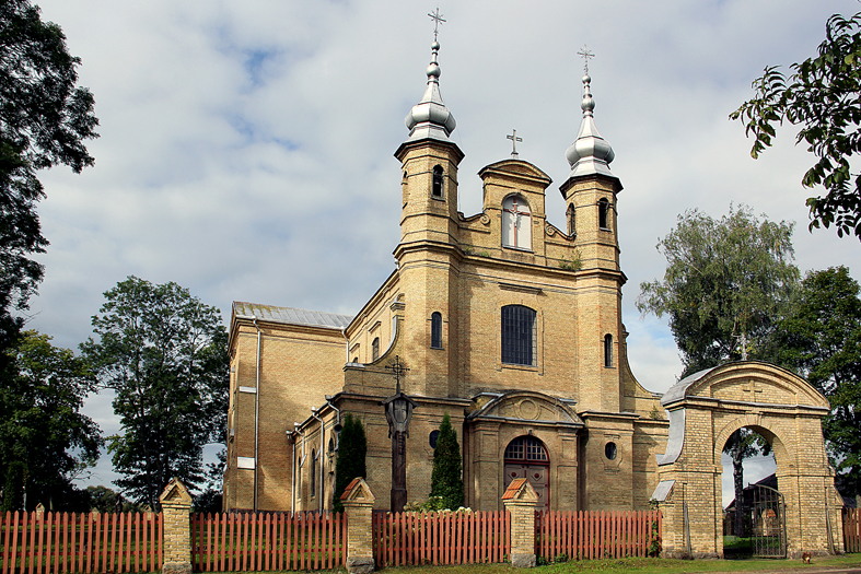 Kietaviškių  Švč. Trejybės bažnyčiai – 100 metų    (2)