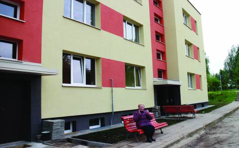 Baigti renovuoti pirmieji daugiabučiai
