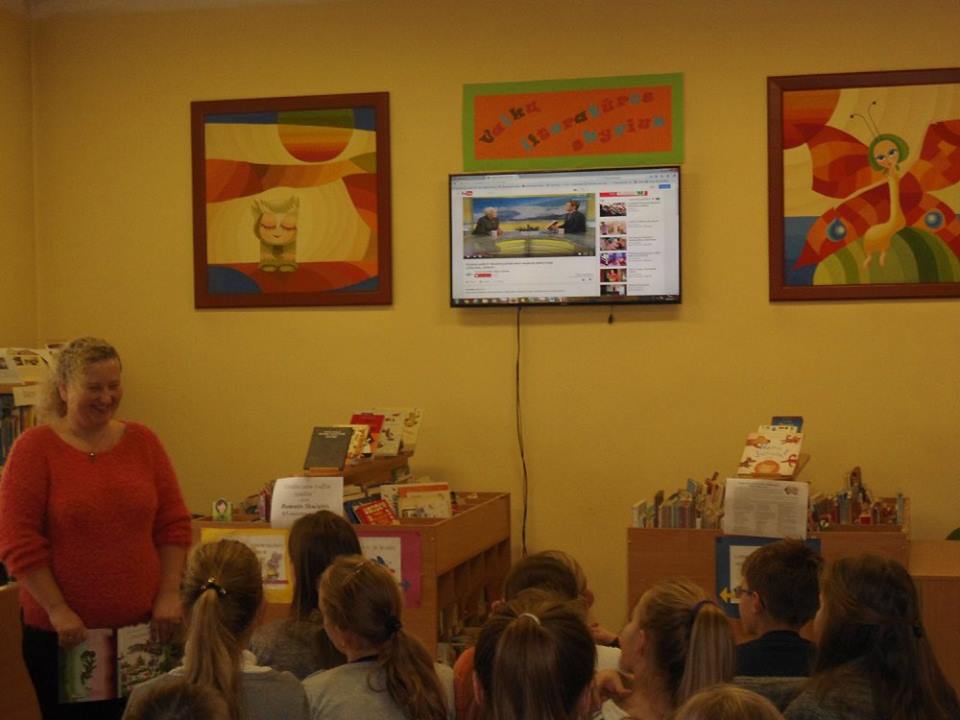 Renginys ,,Gražiu savo žodžiu žaidžiu“ Vievio miesto bibliotekoje