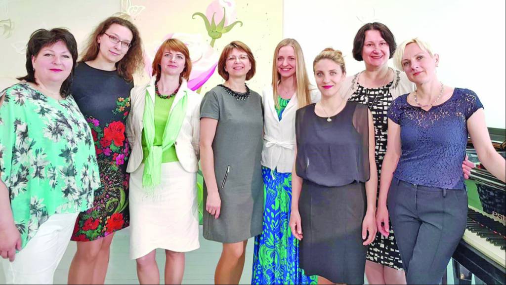 Fortepijono muzika nuplauna kasdienybės dulkes nuo mūsų gyvenimo (papildyta)