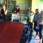 Su Varėnos atviro jaunimo centro direktore Janina Šimelioniene