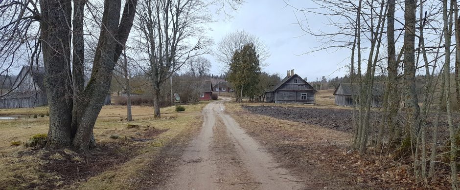 Budilių kaimo, kurį vietiniai vadina tik Budzyliais, vietovardžių pasakojimai