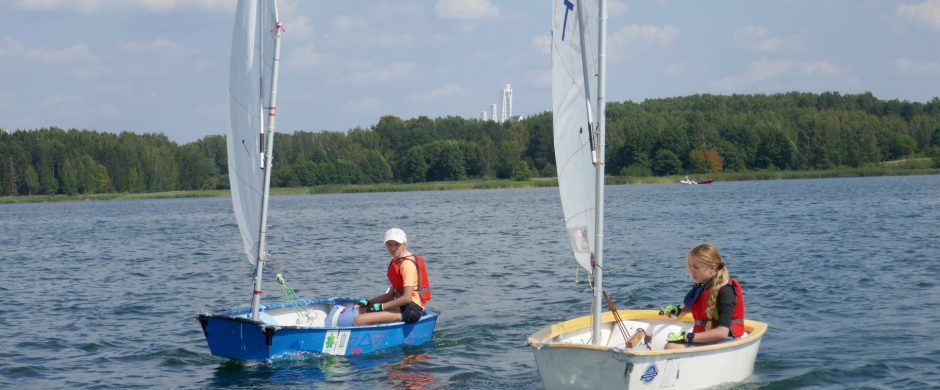 Elektrėnų mariose – regata buriavimo pradinininkui atminti