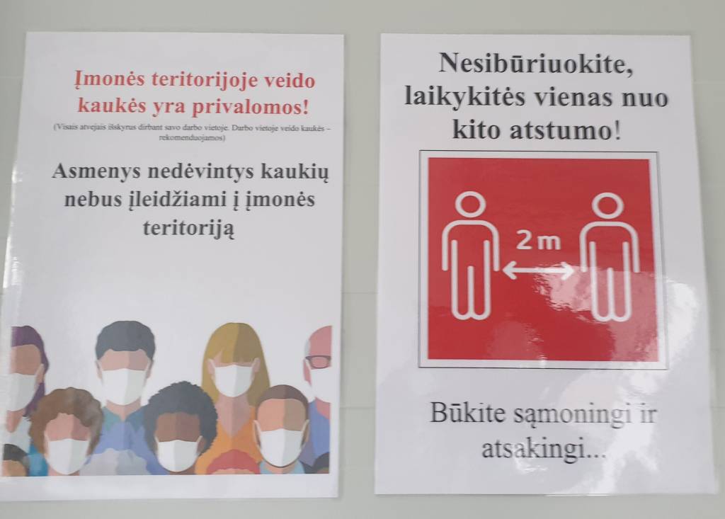 Siekdami suvaldyti COVID-19, visus fabriko darbuotojus patikrino dviem testais