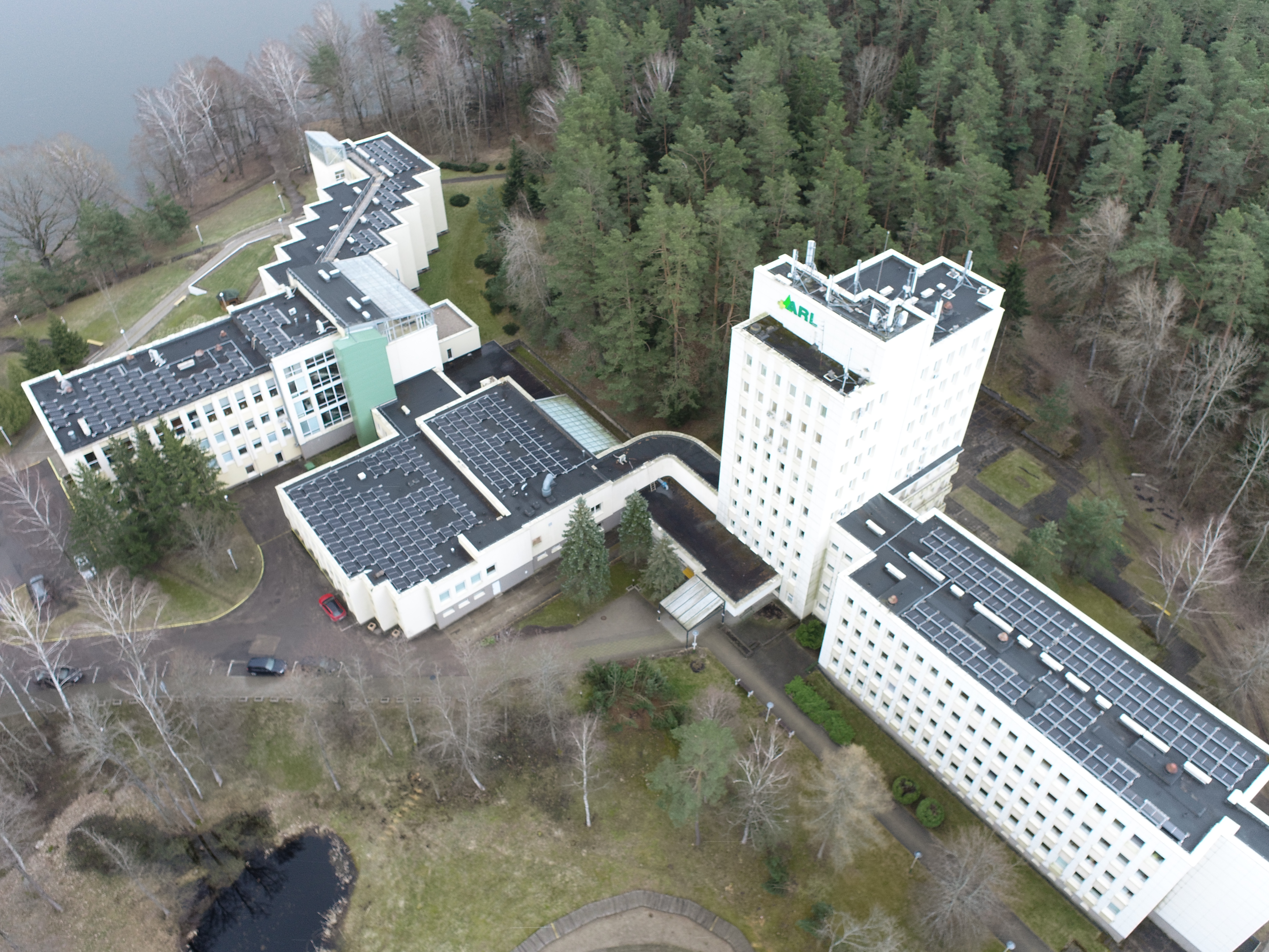 Abromiškių reabilitacijos ligoninėje jau veikia saulės fotovoltinė elektrinė