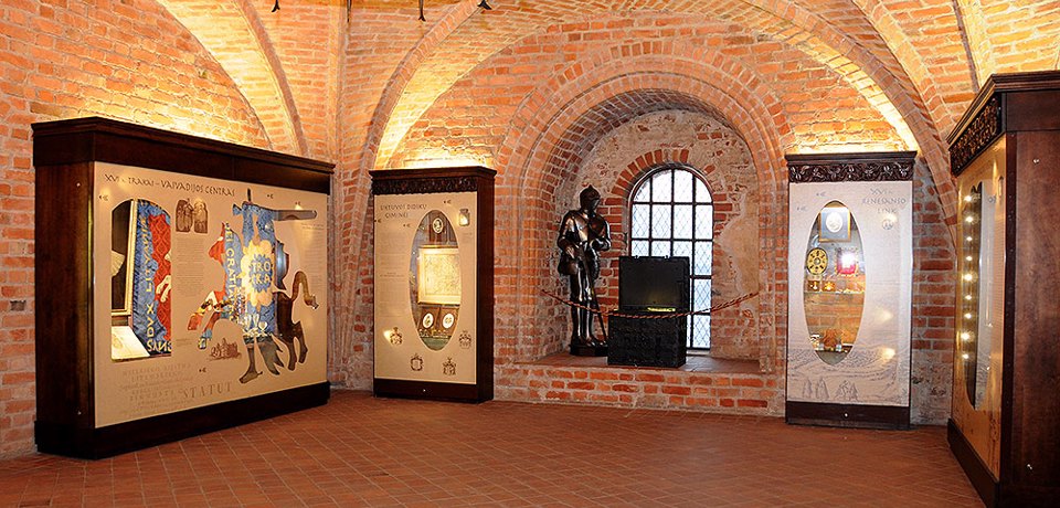 Populiariajame Trakų Pusiasalio pilies muziejuje saugoma ir nemažai Elektrėnų savivaldybės istorijos