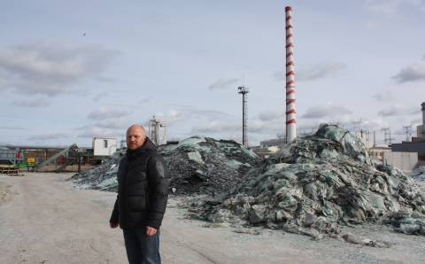 „Ekobazė“ direktorius K. Kubilius: pritrūkus žaliavų sustojo Ukrainos stiklo fabrikų veikla