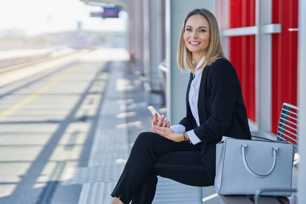 Keliaukite stilingai – kaip išsirinkti madingą kelioninį lagaminą?