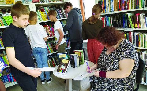 Mitinių ir fantastinių pasaulių kūrėja – Neringa Vaitkutė