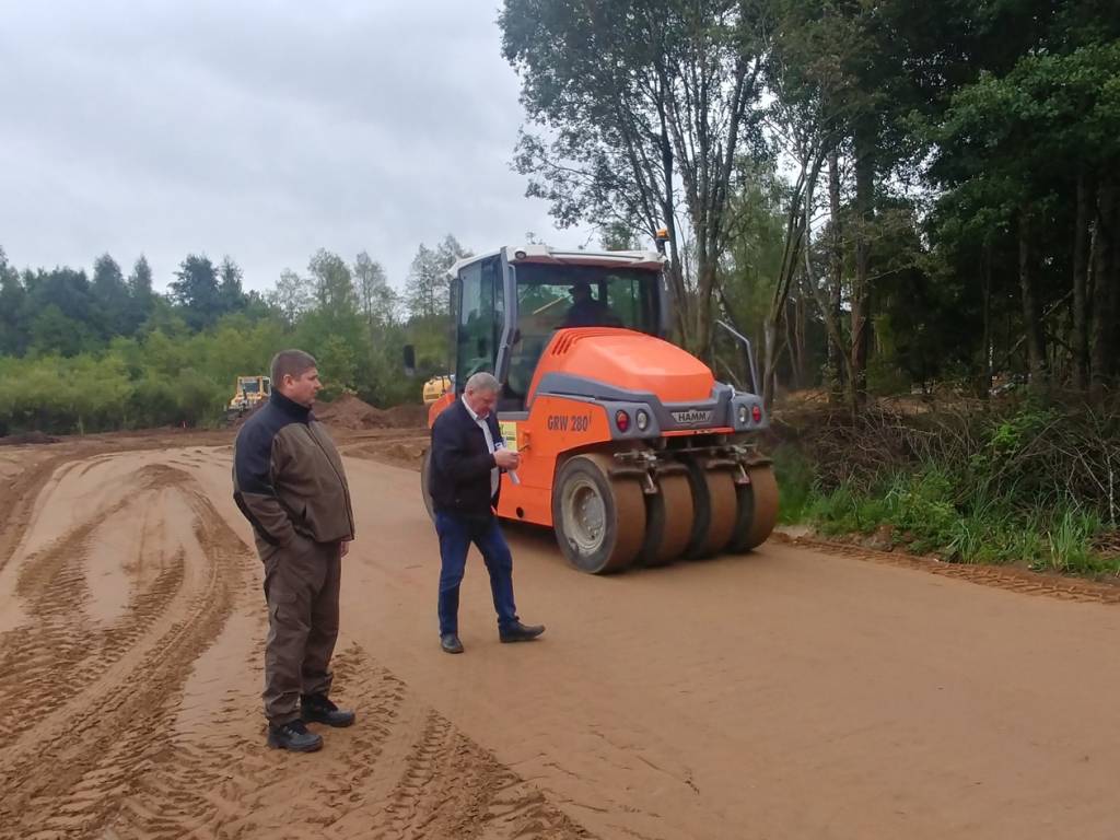 Statybos pakrantėse rūpi turtuoliams,  varguoliams, inspektoriui ir direktoriui