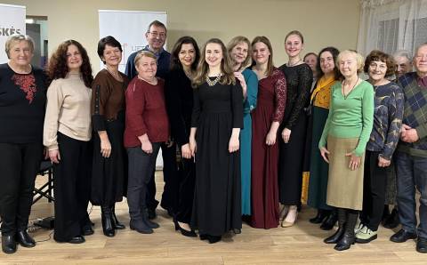 „Mano instrumentas – balsas“:  Vievyje ir Kazokiškėse skambėjo profesionalių dainininkų balsai