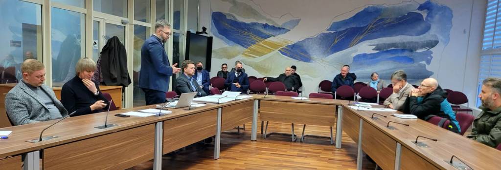 Marių pakrančių privatizavimas pagal kapitalizmo šūkį: kai kiekvienas pasirūpins savimi, tai ir visais bus pasirūpinta