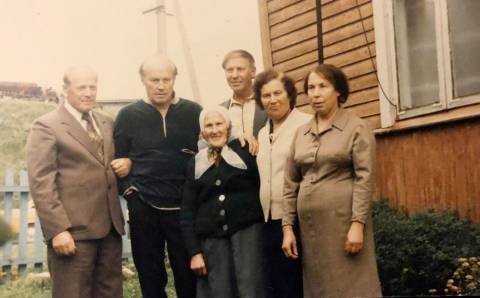 Skausmingas Stosiūnų gyvenimas, į kurį vilties įliedavo laiškais