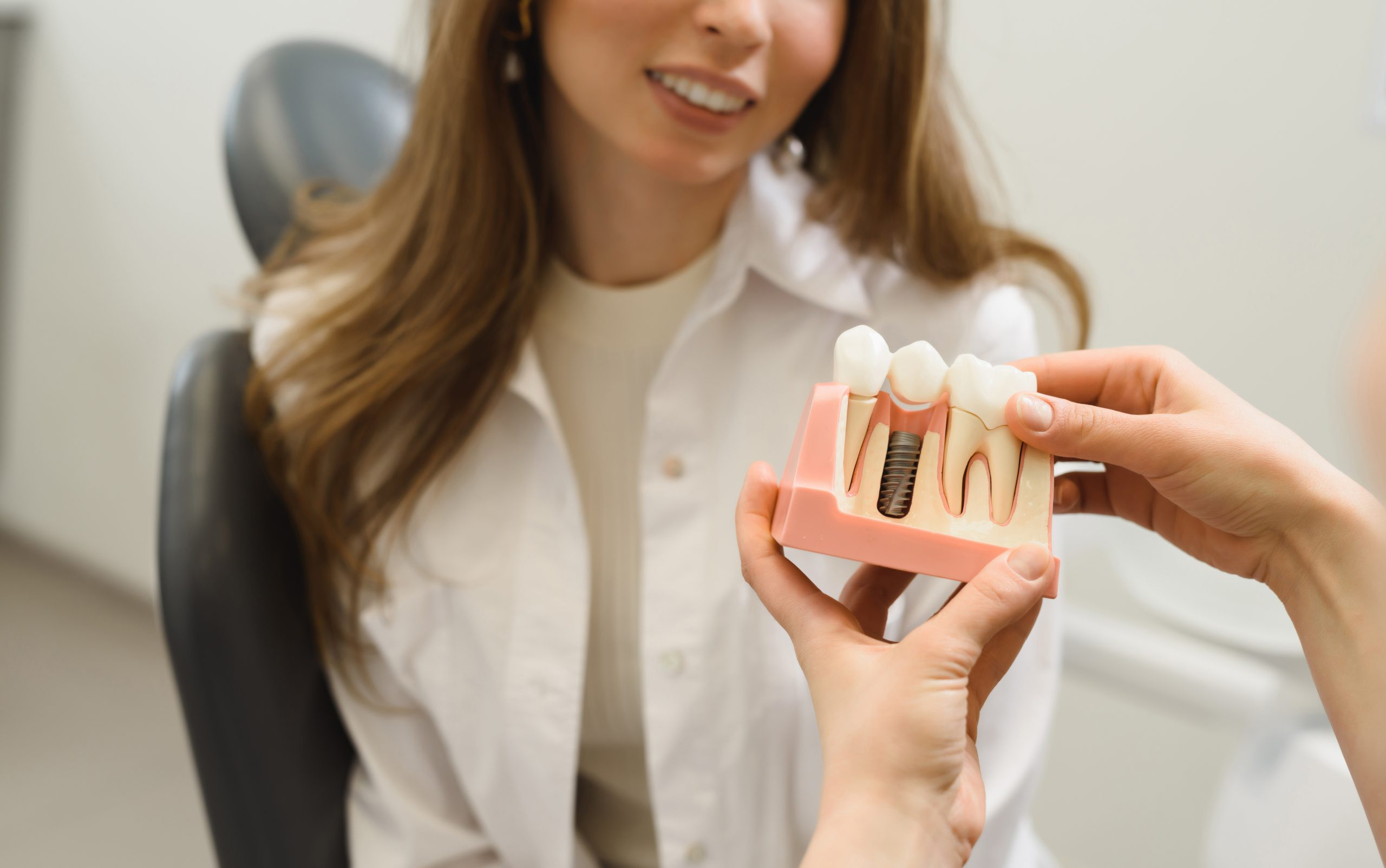 Dantų implantai – pažangus būdas atkurti prarastus dantis