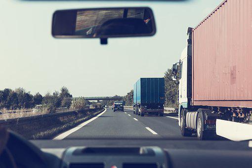 Krovinių gabenimas Europoje: ką reikia apie tai žinoti?