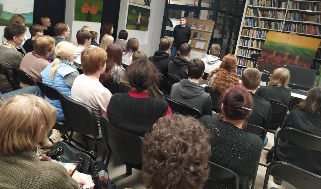 Bibliotekos svečias poetas  Rimvydas Stankevičius