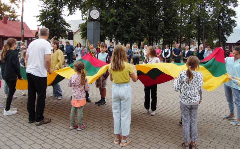 Tautiška giesmė vieviečių lūpose ir širdyse