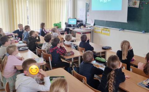 Elektrėnų pradinėje mokykloje vyko projektas „Dantų ėduoniui sakome – Ne!“