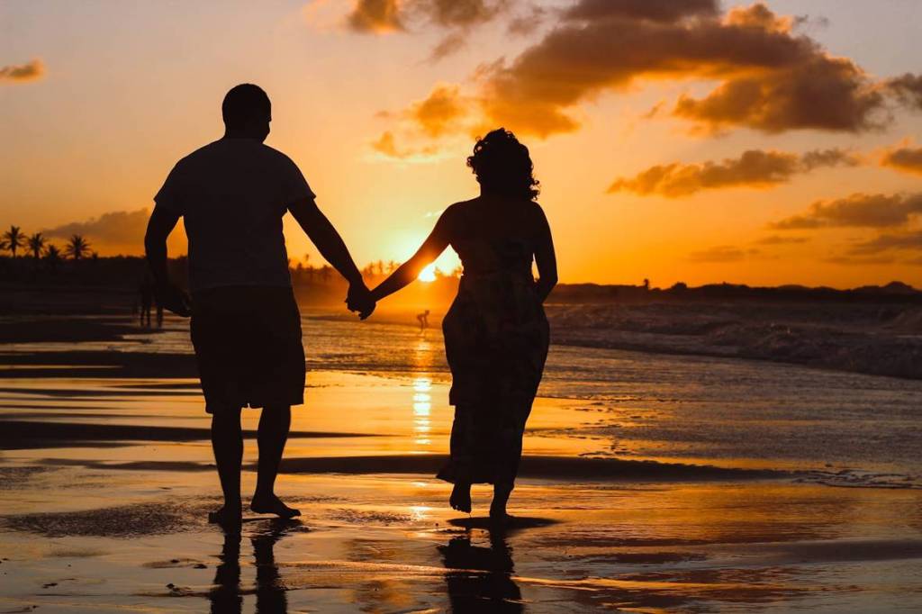 Vestuvių metinių svarba santykiams: kaip tai stiprina ir puoselėja tarpusavio ryšį ir meilę