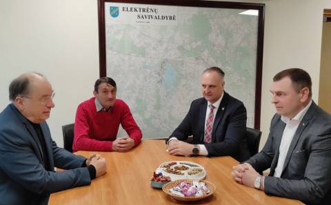 Jautriomis temomis pokalbis su savivaldybės valdžia