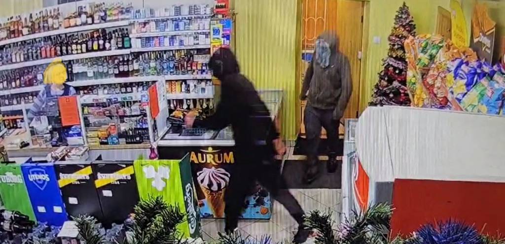 Vievio parduotuvės plėšikų byla perduota teismui