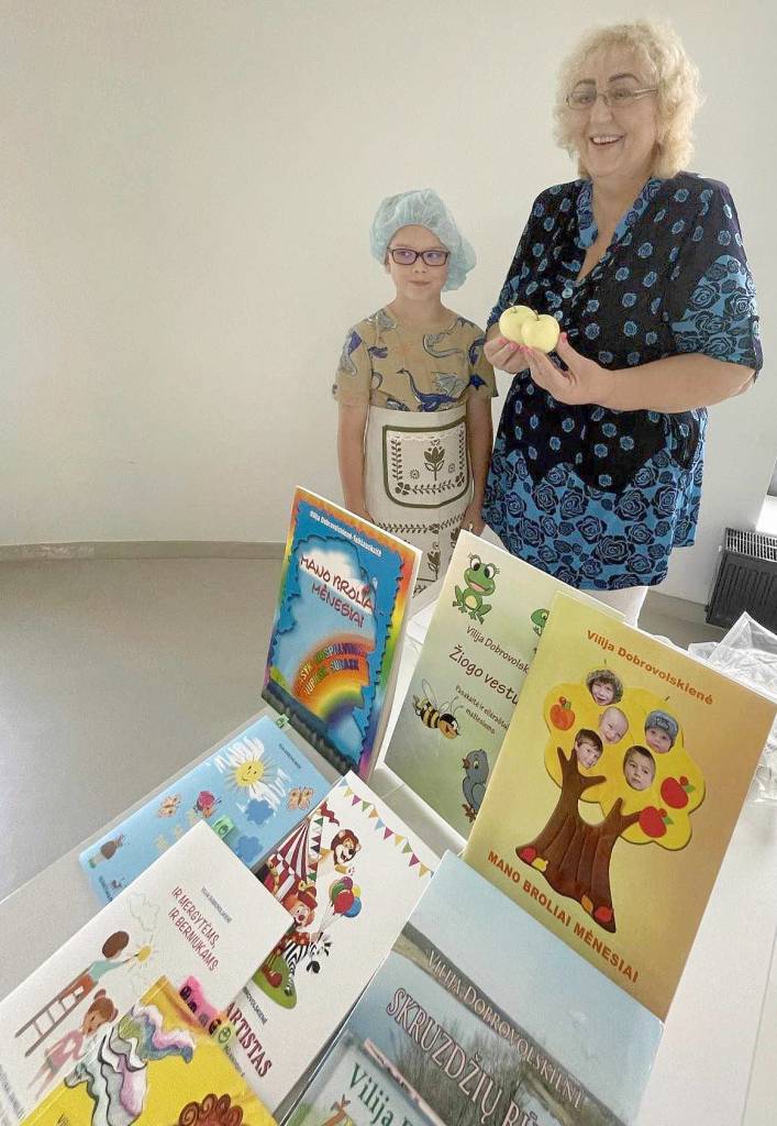 Edukacinė poezijos popietė vasaros skaitykloje