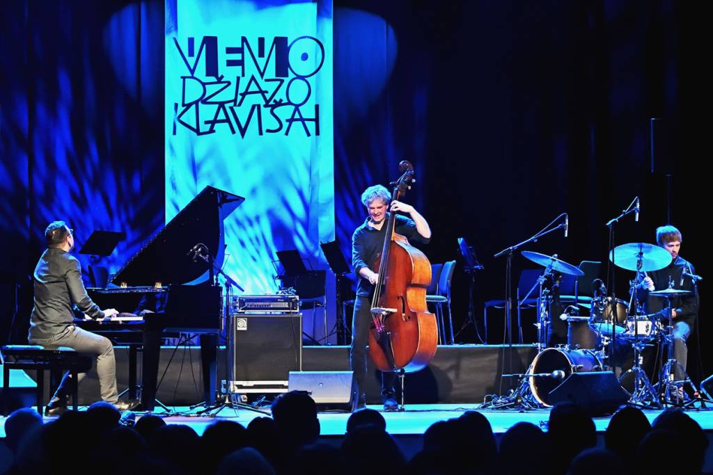 Vievis – profesionaliosios džiazo muzikos centras
