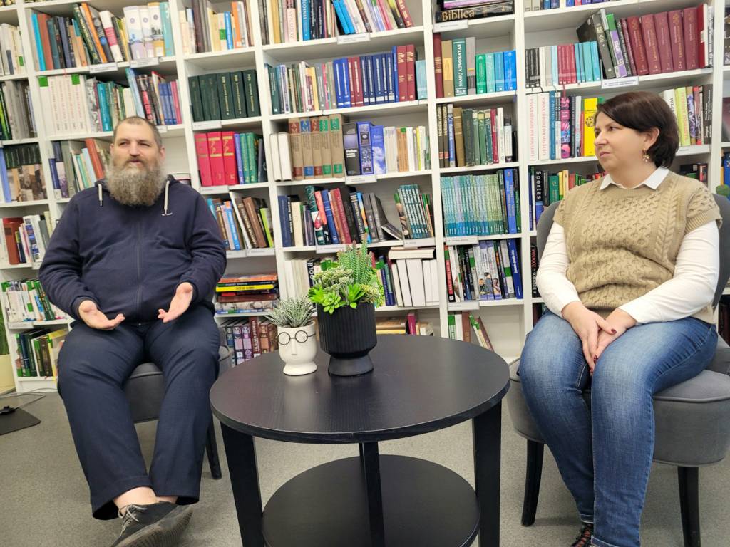 Spaudoje su kava – susitikimas su Teologijos mokslų daktaru,  kun. Algirdu Akelaičiu
