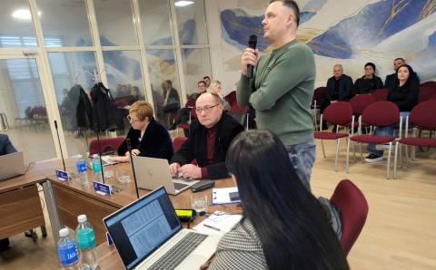 Apie prioritetus, keliamas  kainas ir balsavimus