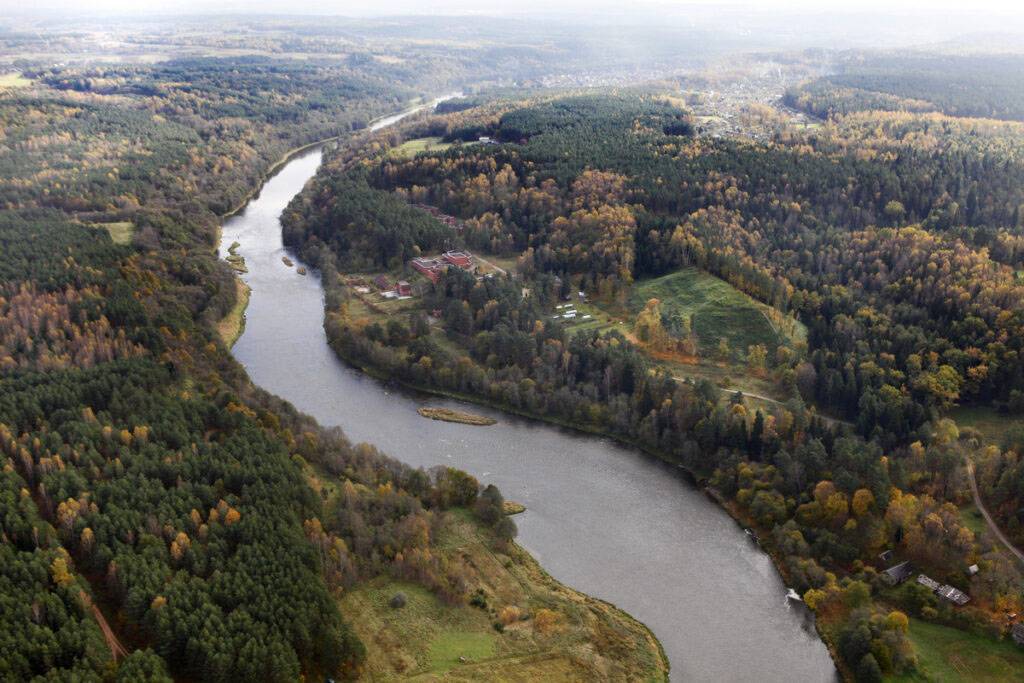 Neries upės natūralių buveinių ir rėvų apsauga – gyvybiškai svarbi biologinės įvairovės išsaugojimui