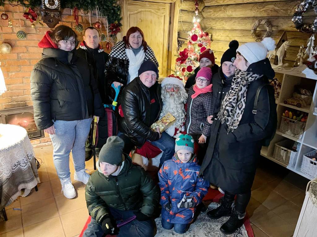 Šventinė pasaka vaikams: kelionė į Kalėdų Senelio rezidenciją