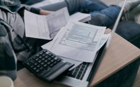 Kaip išbristi iš skolų rato? Paskolų sujungimas ir užstato nauda paaiškinta paprastai