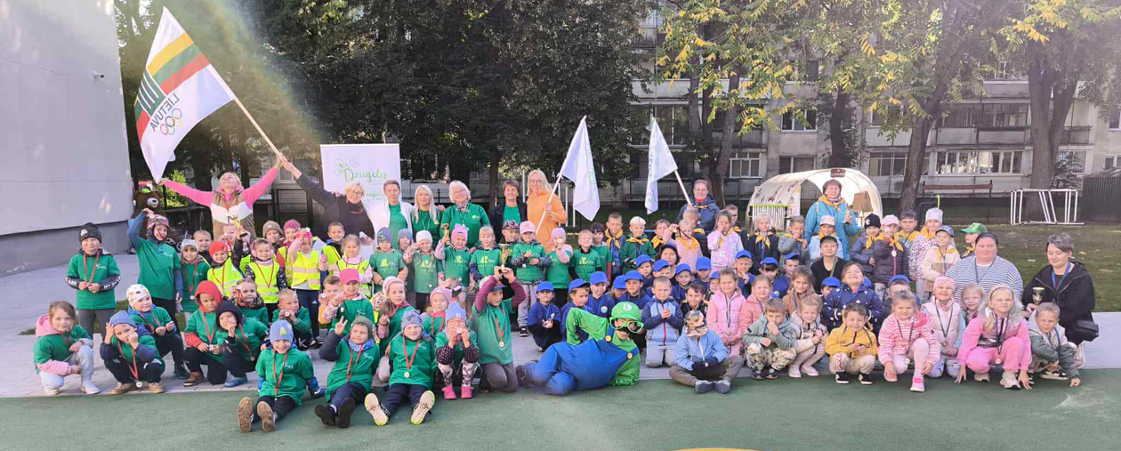Mažieji sportininkai auga aktyviai: Elektrėnų lopšelyje-darželyje „Drugelis“ respublikinis renginys „Sportuojantis darželinukas“